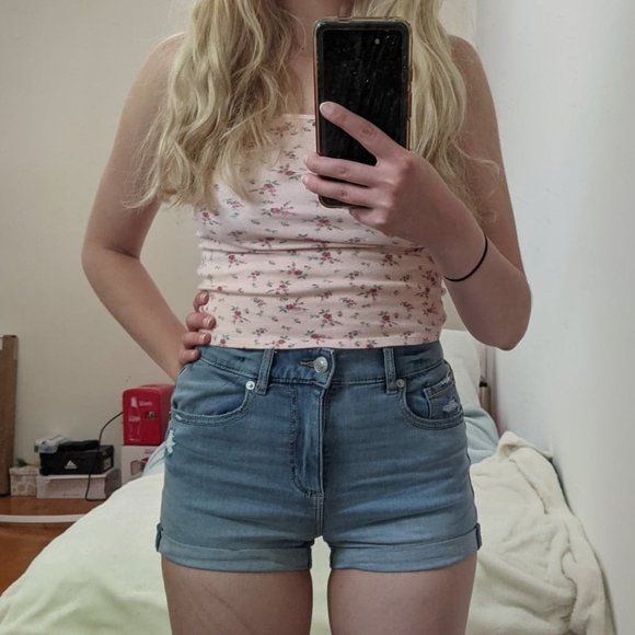 Super Soft Denim Short - Picture 3 of 4